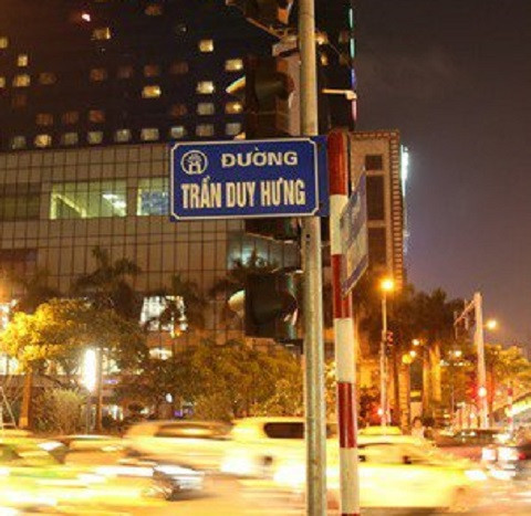 Bảng hiệu đường Trần Duy Hưng