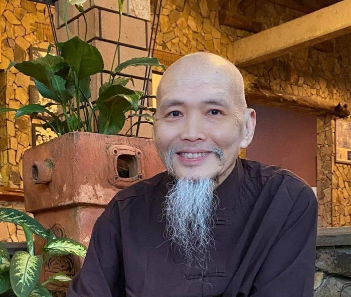 Thầy ông nội có khuôn mặt Trịnh Văn Quyết